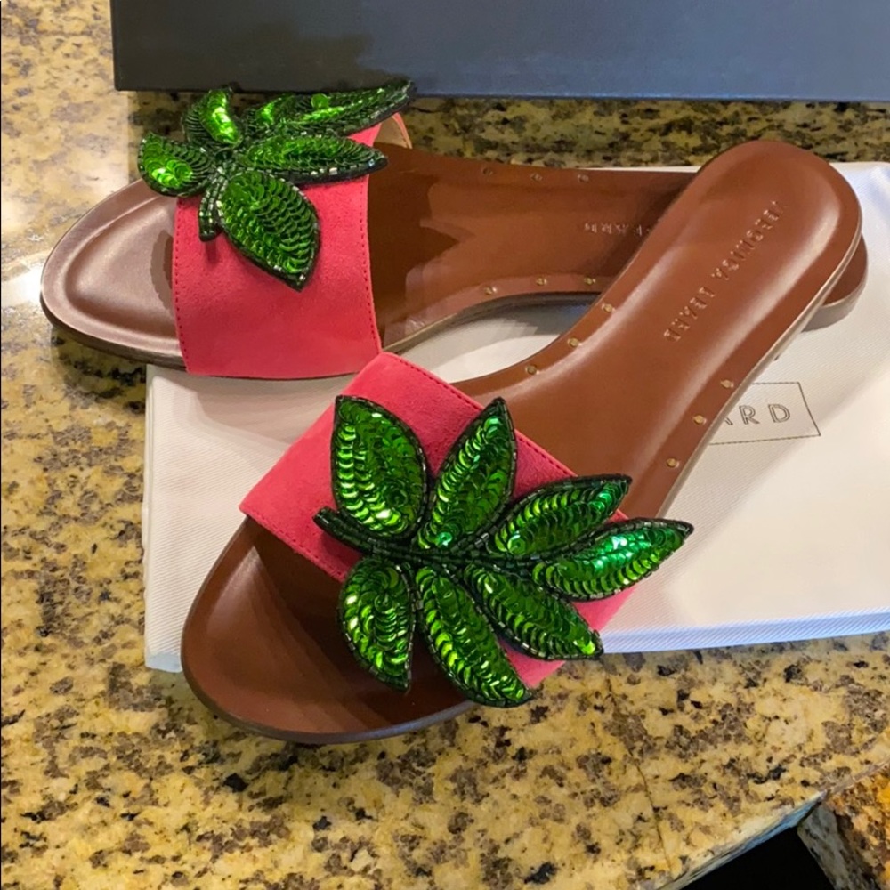 *BRAND NEW* Veronica Beard Flor Flat Sandals